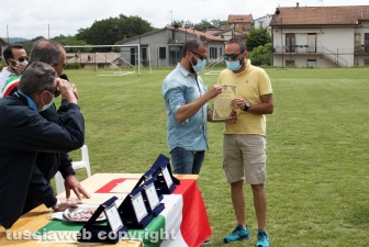 La premiazione dei volontari della zona rossa