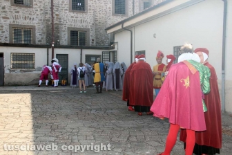 La preparazione del corteo storico