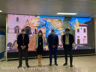 La presentazione del maxischermo a Fiumicino