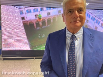 La presentazione del maxischermo a Fiumicino