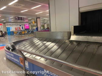 La presentazione del maxischermo a Fiumicino