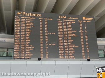 La presentazione del maxischermo a Fiumicino