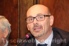 La presentazione della Calza della Befana più lunga del mondo