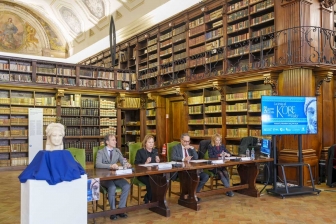 La presentazione della testa di Kore scoperta a Vulci