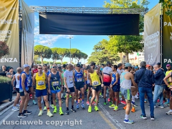 Viterbo - La prima Half Marathon - La partenza