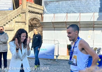 Viterbo - La prima Half Marathon - L'arrivo - Marouan Razine, primo classificato