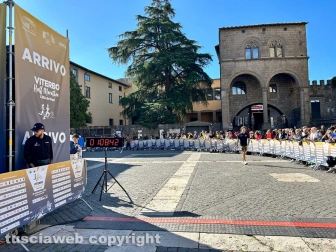 Viterbo - La prima Half Marathon - L'arrivo
