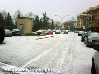 Viterbo – La neve in via Monti Cimini