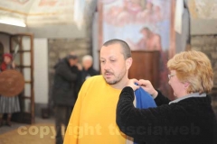 Le immagini della suggestiva processione a Bagnaia