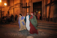 Le immagini della suggestiva processione a Bagnaia