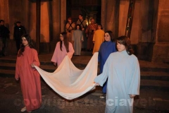 Le immagini della suggestiva processione a Bagnaia
