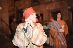 Le immagini della suggestiva processione a Bagnaia