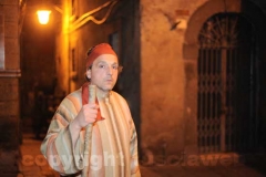 Le immagini della suggestiva processione a Bagnaia