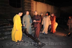 Le immagini della suggestiva processione a Bagnaia