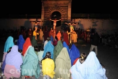 Le immagini della suggestiva processione a Bagnaia