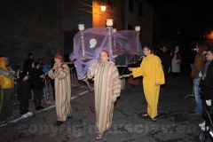 Le immagini della suggestiva processione a Bagnaia