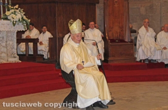 Viterbo - La messa per la celebrazione del Corpus Domini