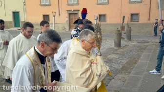 Viterbo - La processione del Corpus domini - Il vescovo Francesco Orazio Piazza