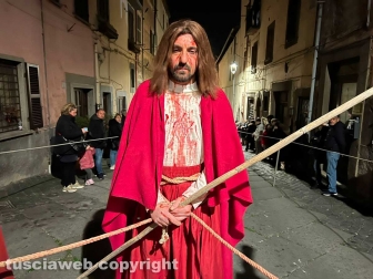 Bagnaia - Venerdì santo - La processione del Cristo morto
