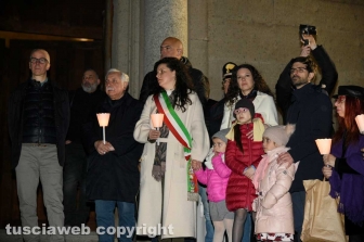 Viterbo - La processione del Cristo morto e la crocifissione a piazza San Lorenzo