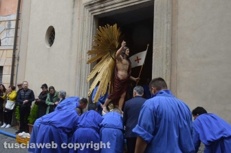 Tarquinia - La processione del Cristo risorto