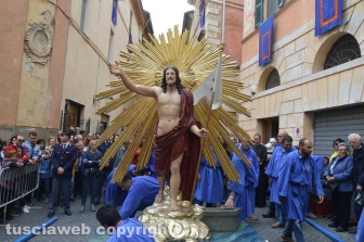 Tarquinia - La processione del Cristo risorto
