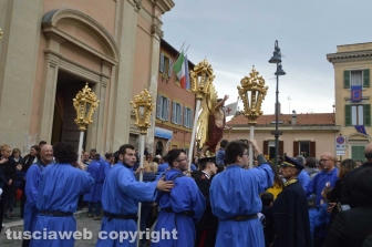 Tarquinia - La processione del Cristo risorto