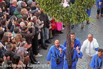 Tarquinia - La processione del Cristo risorto