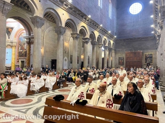 Viterbo - La messa in vista del Corpus domini