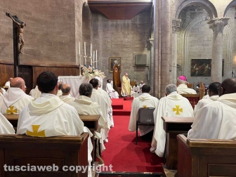 Viterbo - La messa in vista del Corpus domini