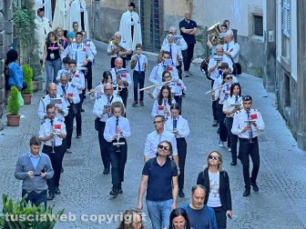 Viterbo - La processione pre le vie del centro in vista del Corpus domini