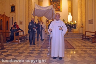 La processione della Madonna di Lourdes