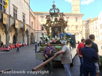 Viterbo - La preparazione della processione della Madonna Liberatrice