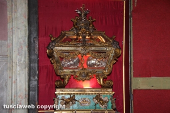 La processione in memoria dei santi Valentino e Ilario