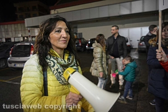 La protesta alla sala Bingo in via Garbini