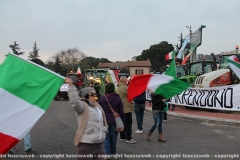 Orte - La protesta degli agricoltori cresce
