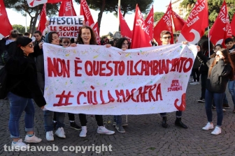 Viterbo - La protesta degli studenti