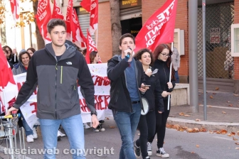 Viterbo - La protesta degli studenti