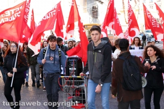 Viterbo - La protesta degli studenti
