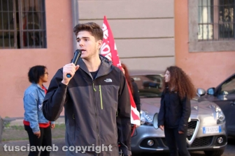 Viterbo - La protesta degli studenti