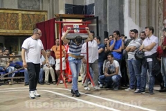 La prova degli aspiranti facchini