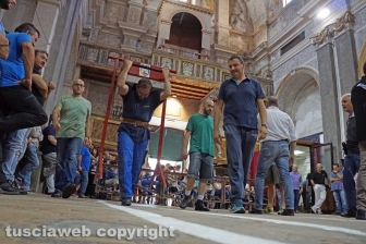 La prova di portata dei facchini di Santa Rosa