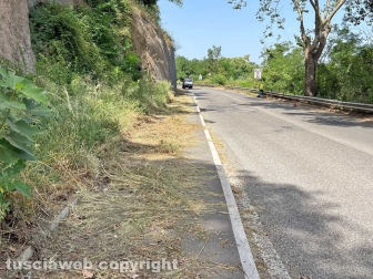 La pulizia della curva di Ponte dell'Elce