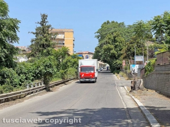 La pulizia della curva di Ponte dell'Elce