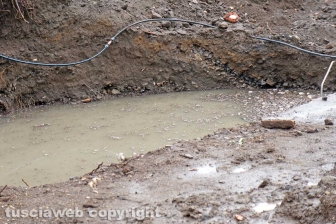 La rottura del collettore fognario al Sacrario