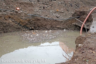La rottura del collettore fognario al Sacrario