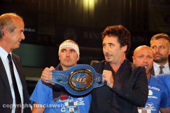 La saturday boxing night al Palamalè