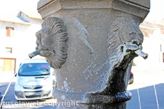 San Martino - La fontana a fuso di via Cadorna