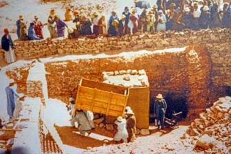 La scoperta della tomba del faraone