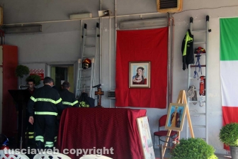 La sede dei vigili del fuoco intitolata a Giuliano Lipperi